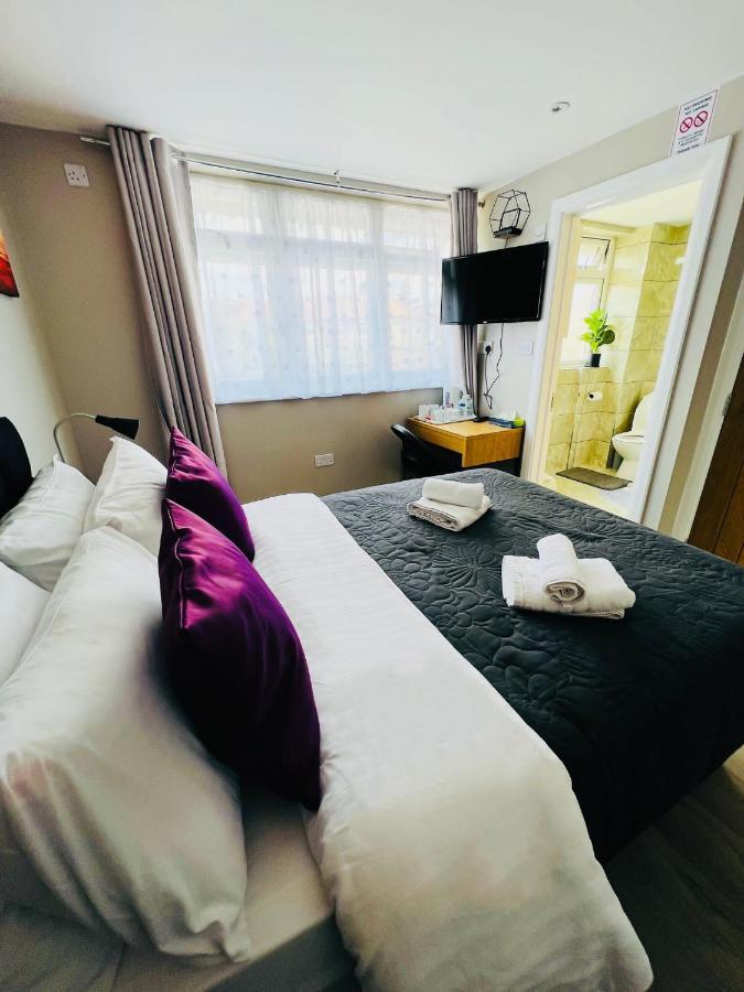 Indigo Suites Enfield Exteriér fotografie