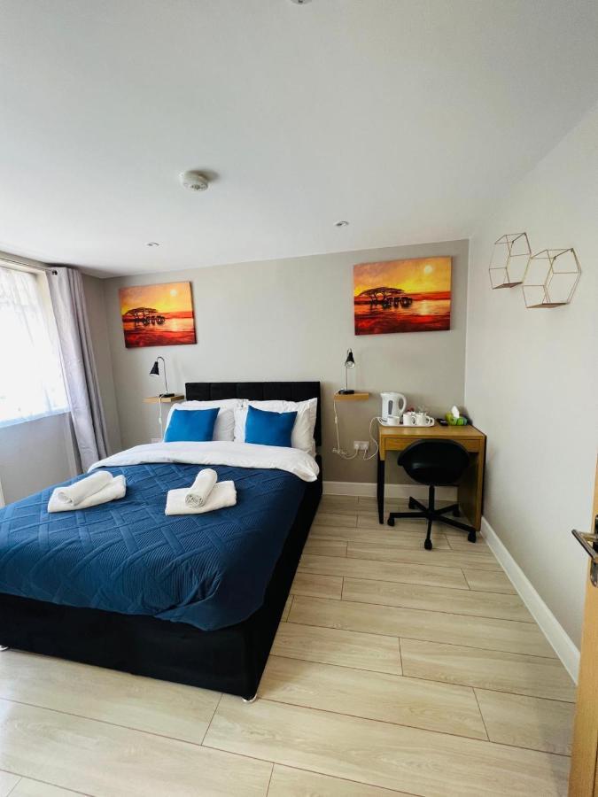 Indigo Suites Enfield Exteriér fotografie